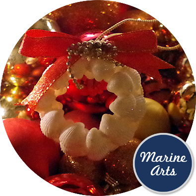 8446 - Festive Decor - Clam Rose Mini Wreath